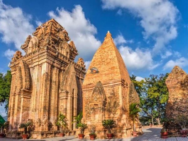 Po Nagar Cham Towers